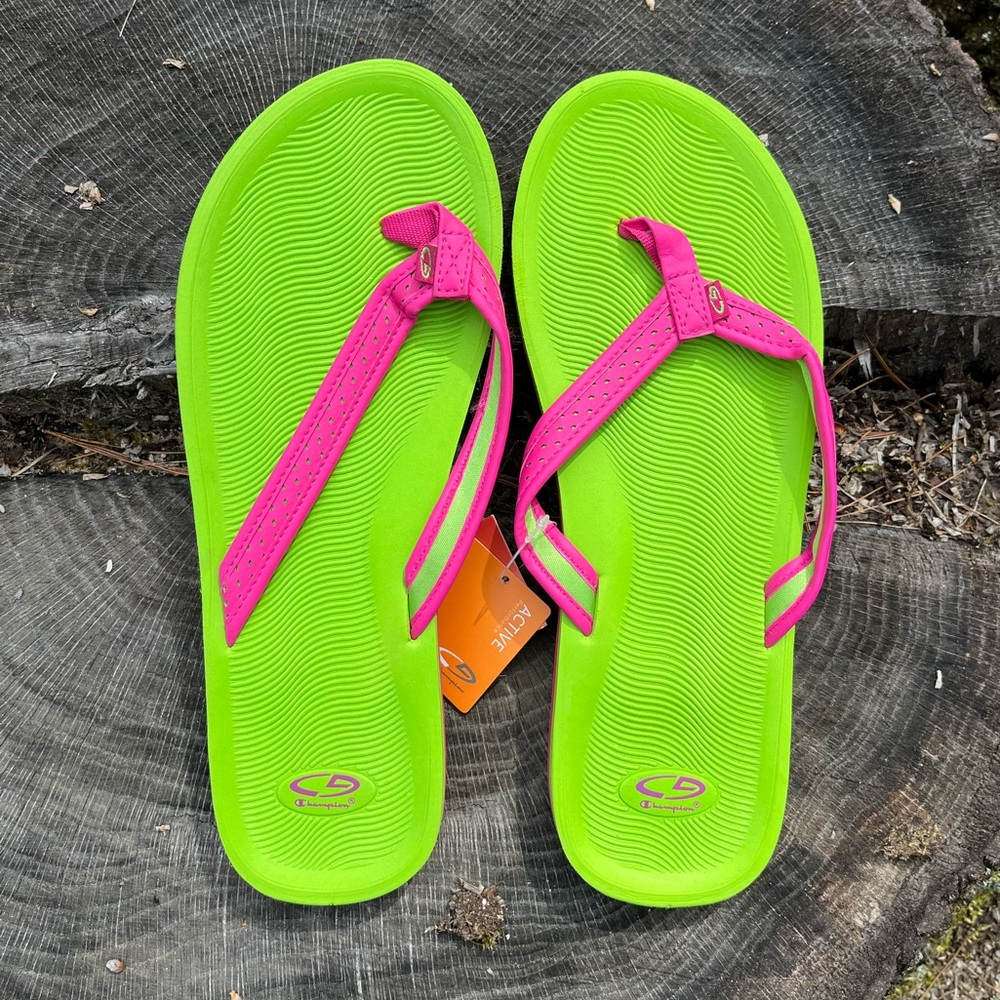2014 Colorful Lime Green & Pink Flip Flops Size 10 NWT Summer Beach